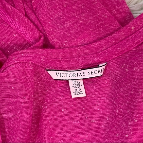 Victoria’s Secret Fuchsia Pink Long Sleeve Top - Picture 5 of 7